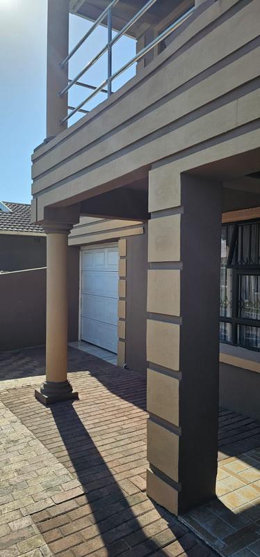 4 Bedroom Property for Sale in Philippi East Western Cape